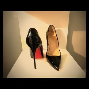 Christian Louboutin 👠(SOLD)